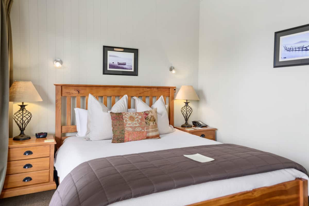 Lodge Room, 1 Bedroom, Ensuite, Lake View