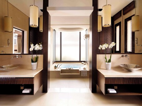 Anantara The Palm Dubai Resort - Image 55