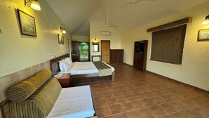 คอทเทจ, วิวภูเขา | บริเวณนั่งเล่น