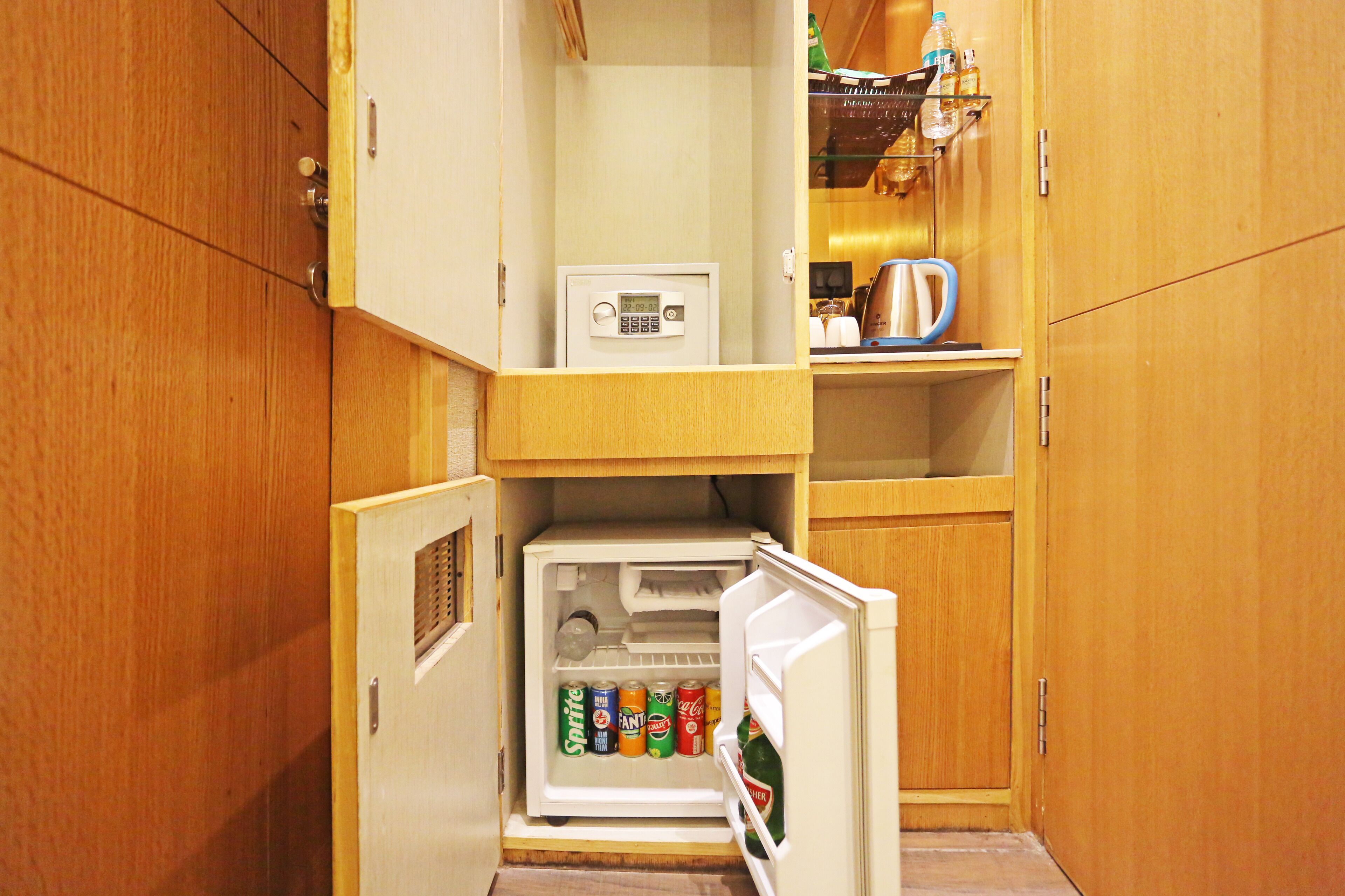 Photo - JRD Luxury-Business Hotel