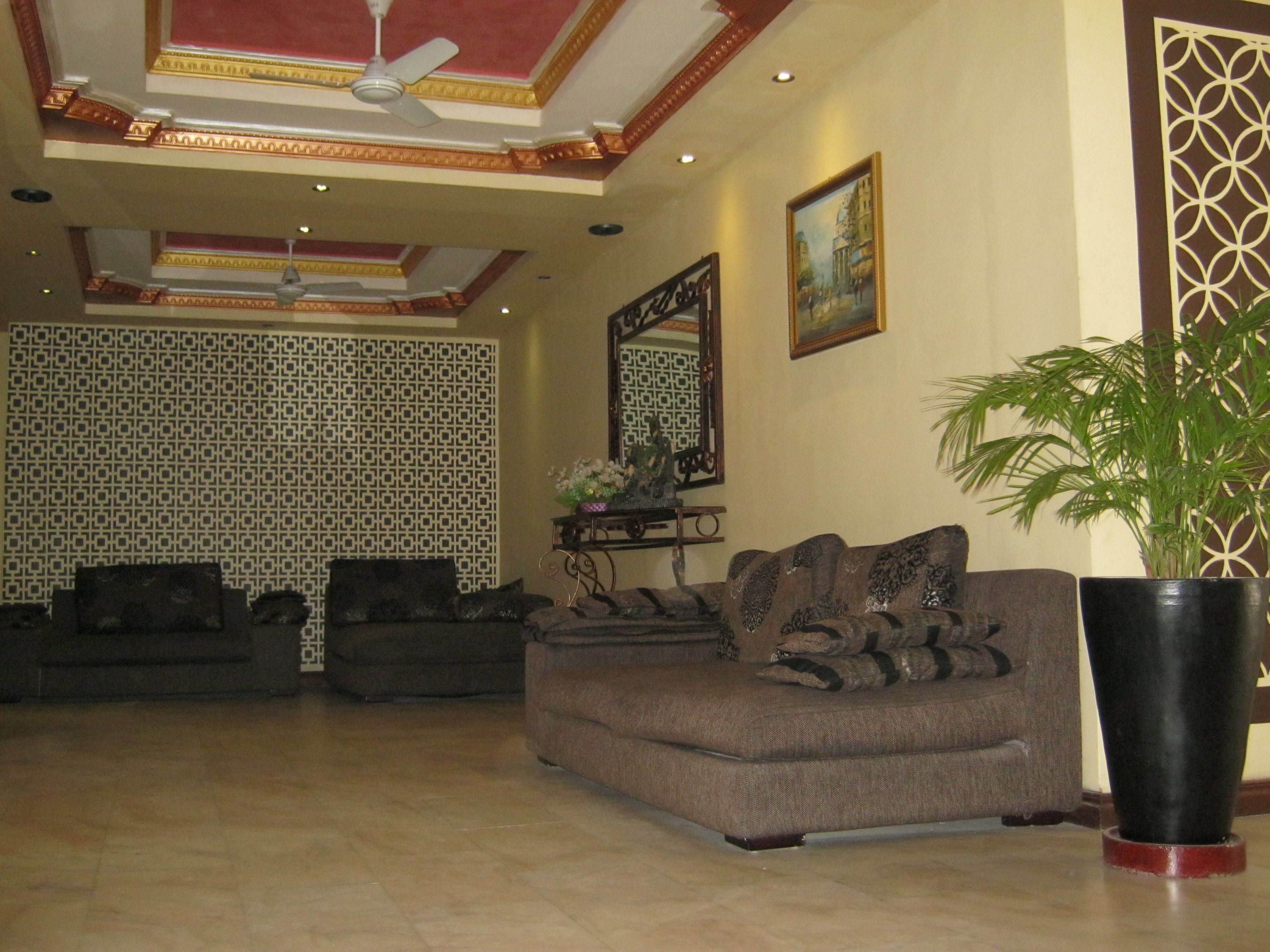 Lobby-Lounge