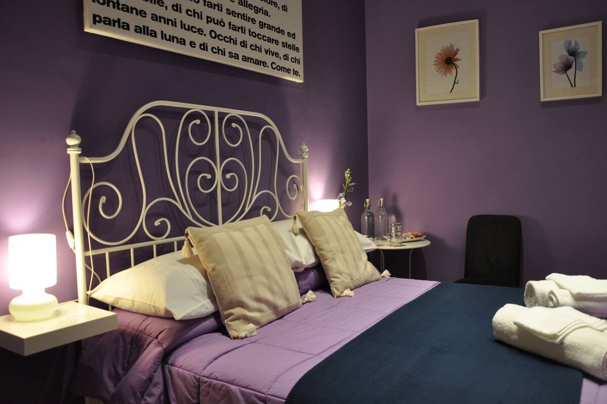 Chambre Double | Literie de qualité supérieure, bureau, Wi-Fi gratuit