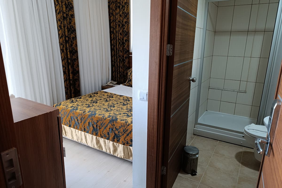 Economy Double Room, City View