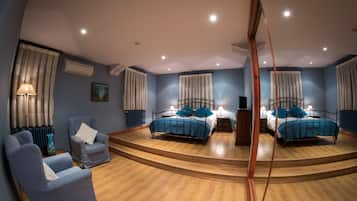 Superior Double Room | Premium bedding, desk, free WiFi, bed sheets