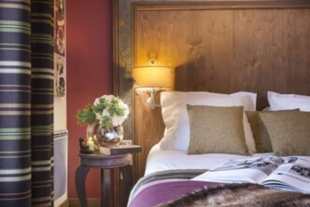 family suite | 2 bedrooms, premium bedding, in-room safe, iron/ironing board