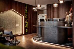 Reception - Hotel Das Himberg (Himberg)