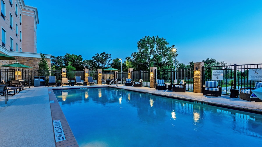 Holiday Inn Austin Airport by IHG