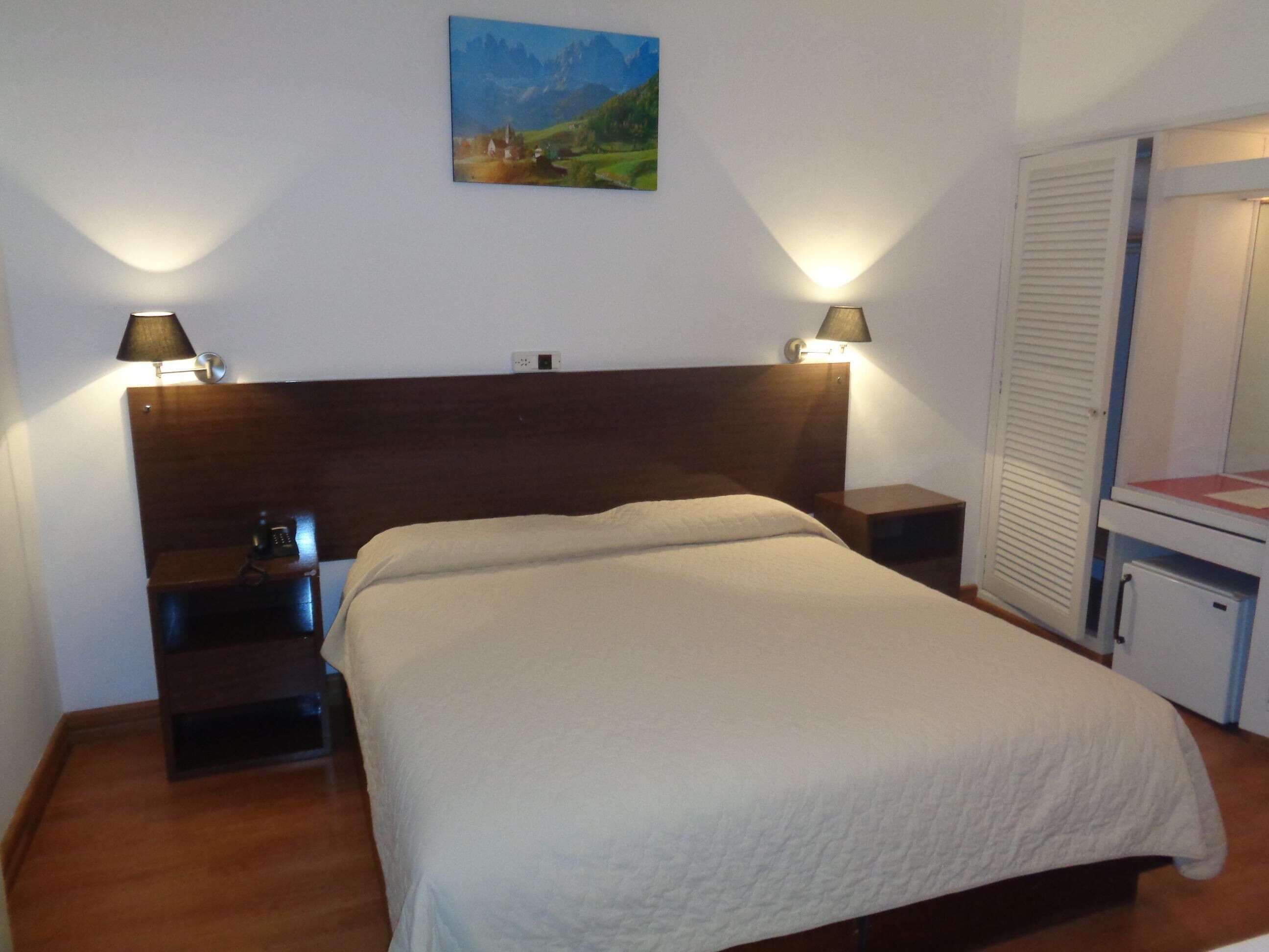 Minibar, in-room safe, blackout curtains, free WiFi