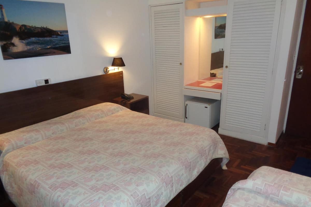 Minibar, in-room safe, blackout drapes, free WiFi