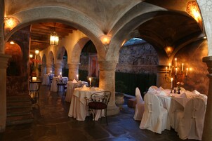 Desayuno continental gratuito y diario