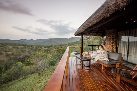 Luxury Suite | Terrace/patio. Leopard Mountain Safari Lodge