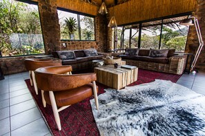 Interior detail - Leopard Mountain Safari Lodge (Jozini)