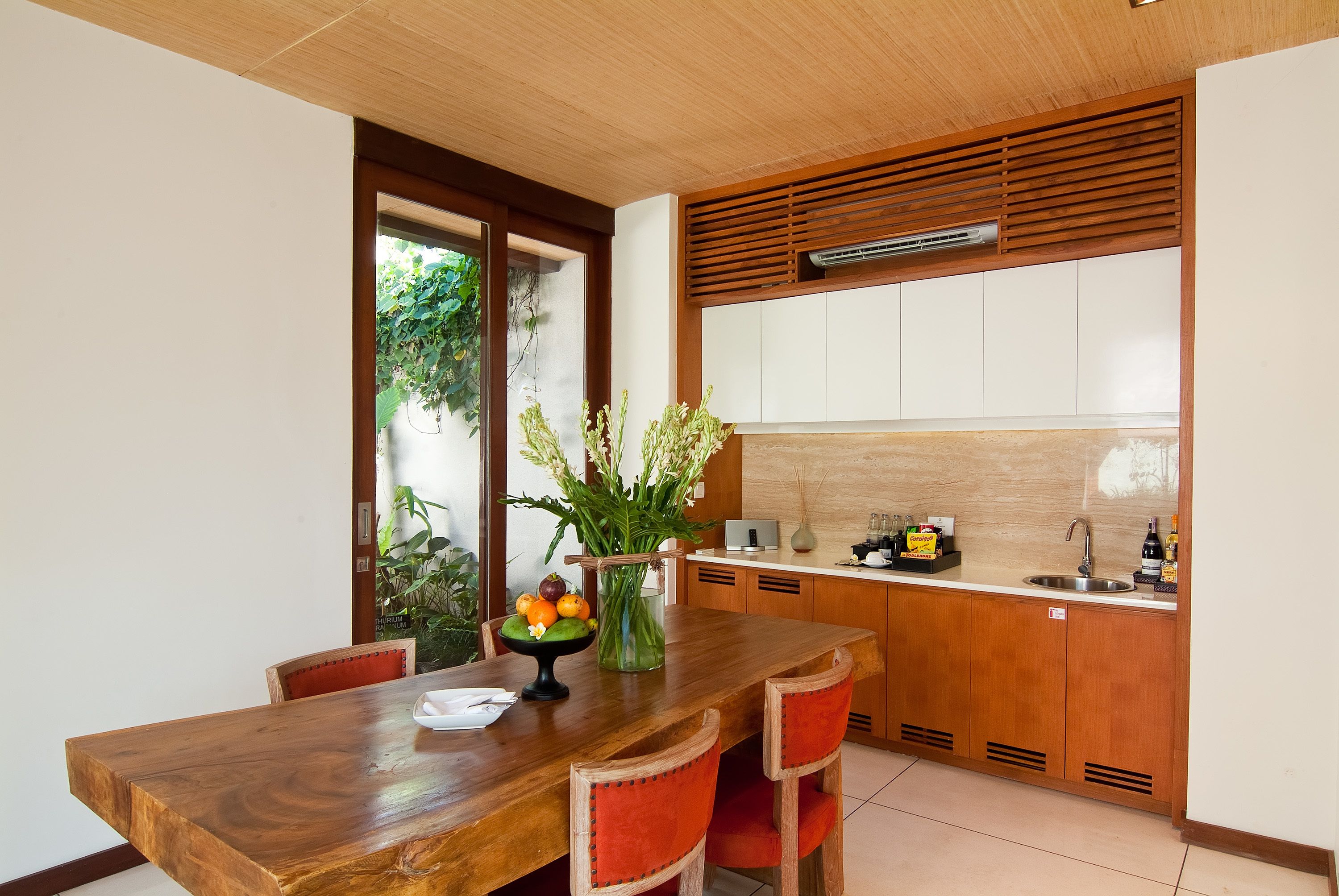 deluxe villa, 2 bedrooms, private pool | in-room dining