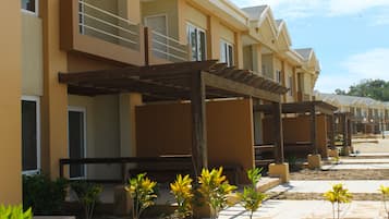 Condo, 1 Bedroom | Bed sheets