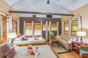 Family Room with Garden View | 特色装修、特色家居、免费 WiFi、床单