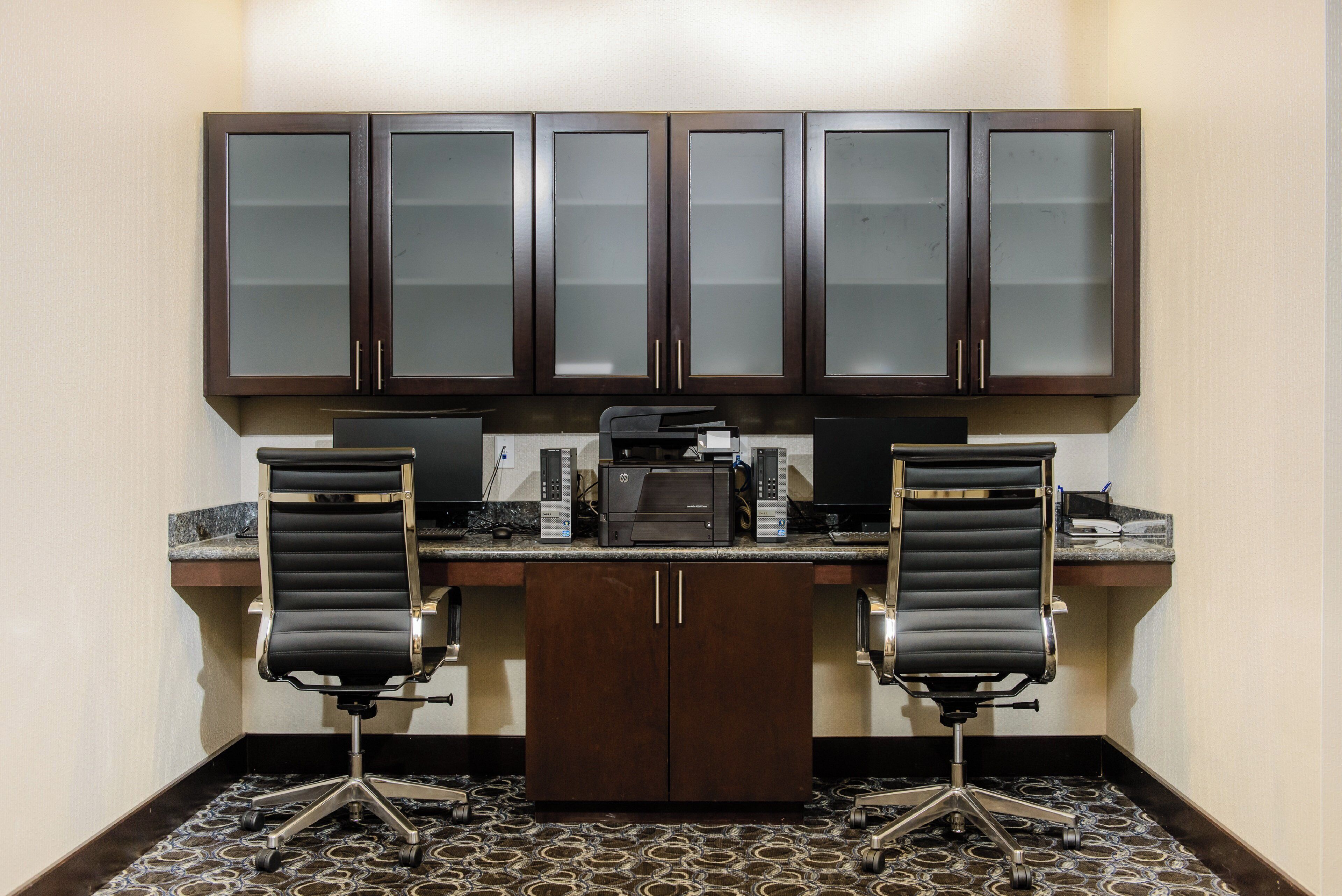 Photo - Holiday Inn Express & Suites Austin NW - Arboretum Area