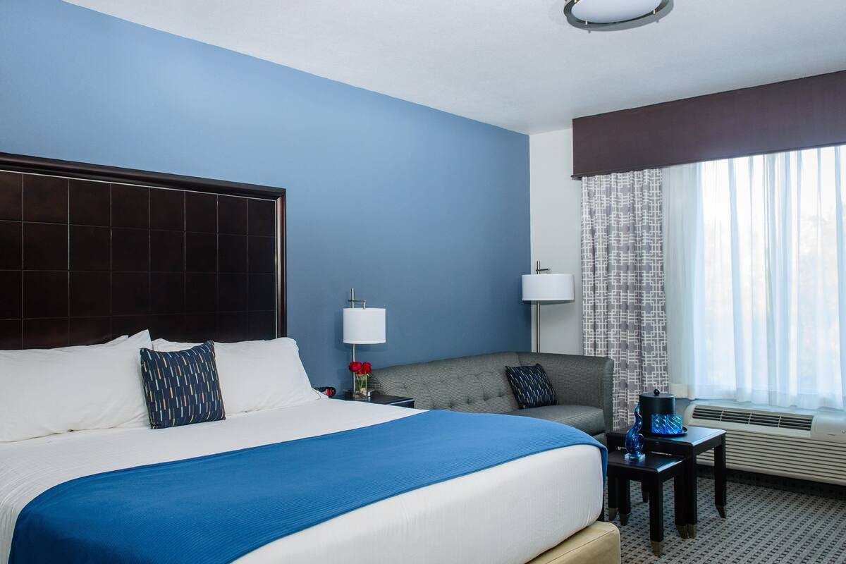 Ropa de cama de alta calidad y camas con pillow-top 