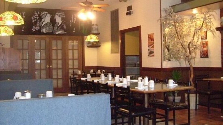 Colonial Inn