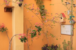 Exterior detail - Benna Hotel (Konyaalti)