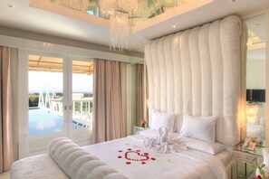 Villa, 3 Bedrooms, Private Pool | Premium bedding, minibar, in-room safe, desk - Noah Villa and Chapel (Ungasan)