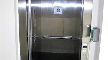 Elevator