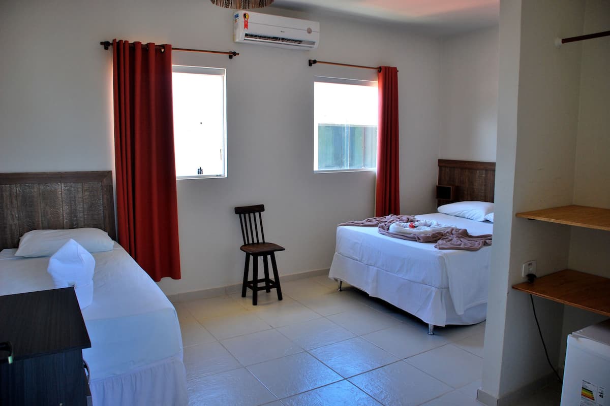 Habitación triple estándar | Ropa de cama