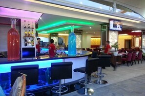 Bar (on property) - Mitos Suit & Hotel (Alanya)