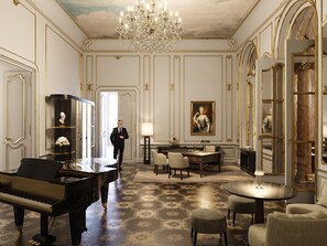 Reception - Palais Coburg (Vienna)