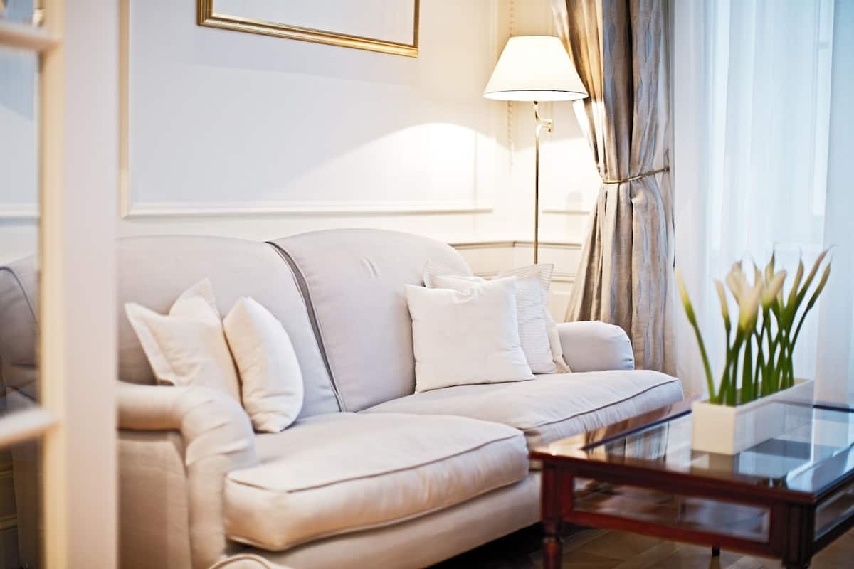 Svit (Residenz) | Gratis produkter i minibar och värdeförvaringsskåp på rummet