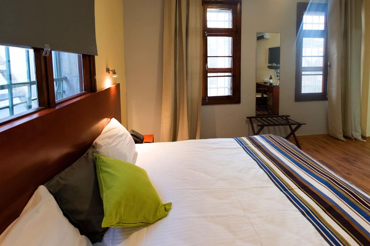 Standard Double or Twin Room, 1 Bedroom | 1 bedroom, premium bedding, minibar, soundproofing