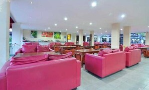 Interior detail - The Aromas of Bali Hotel & Residence (Kuta)
