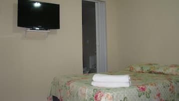 Decoración personalizada, tabla de planchar con plancha y wifi gratis