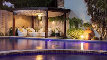 Outdoor pool, pool umbrellas, pool loungers