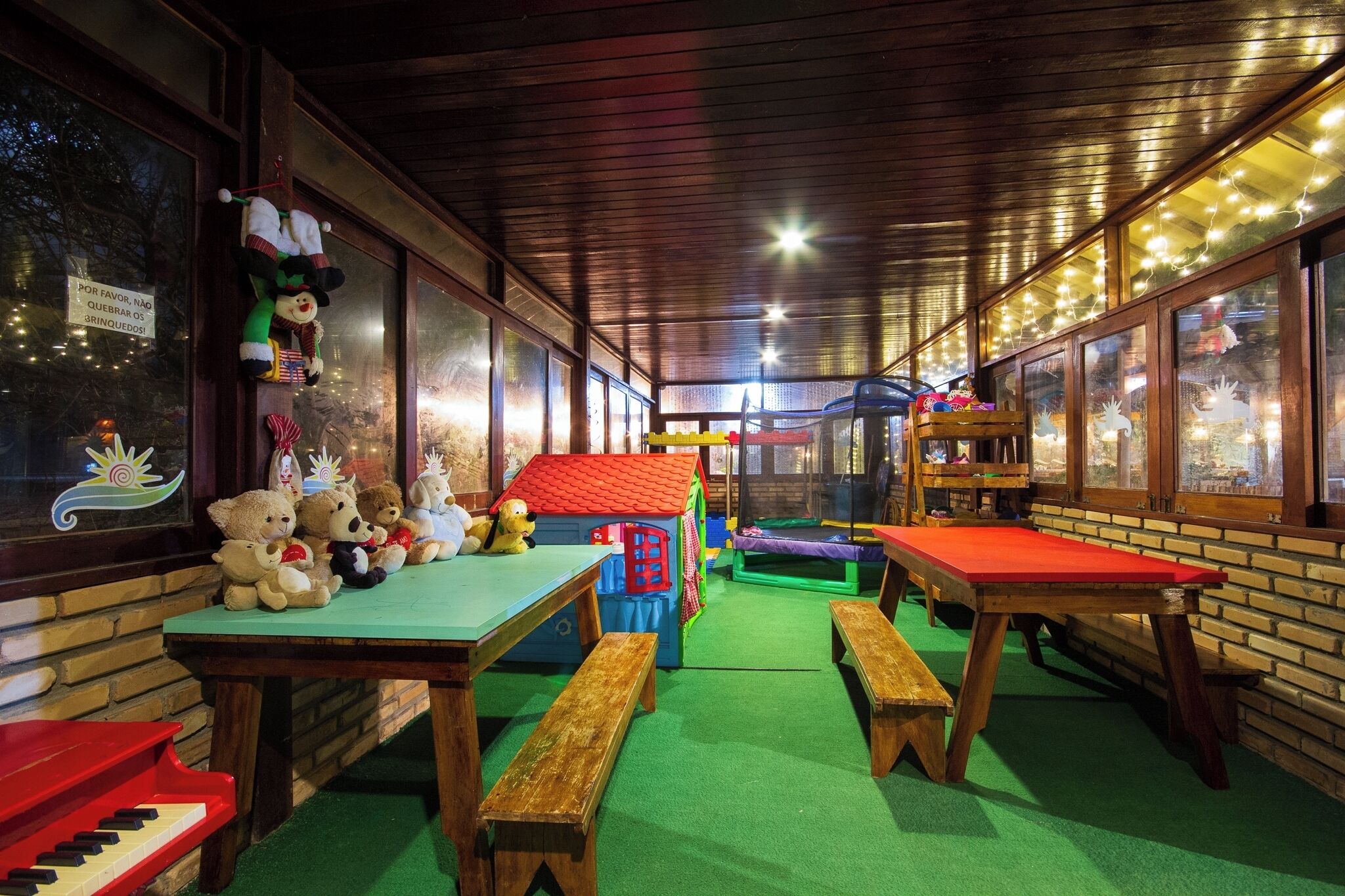 children’s play area – indoor