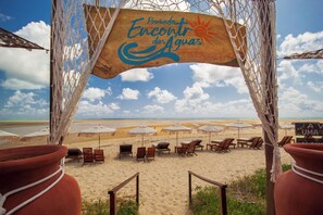 On the beach, beach bar - Pousada Encontro das Águas (Maragogi)