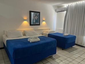 Minibar, blackout curtains, soundproofing, free WiFi - Praia Hotel Enseada (Maceió)