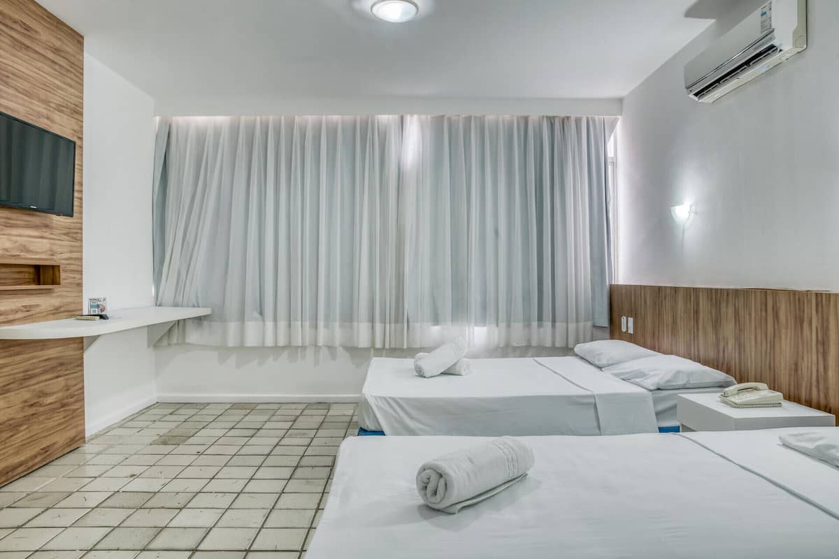 Minibar, blackout curtains, soundproofing, free WiFi
