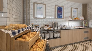 Dagelijks continentaal ontbijt inbegrepen