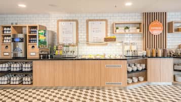 Free daily continental breakfast