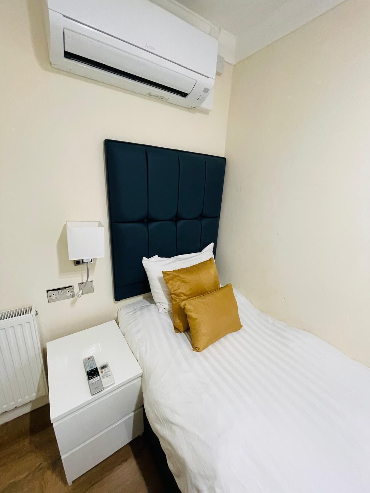 Standard Single Room, Private Bathroom | Premium bedding, in-room safe, desk, soundproofing