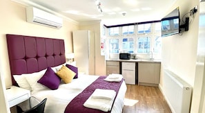 Deluxe Double Room, Private Bathroom