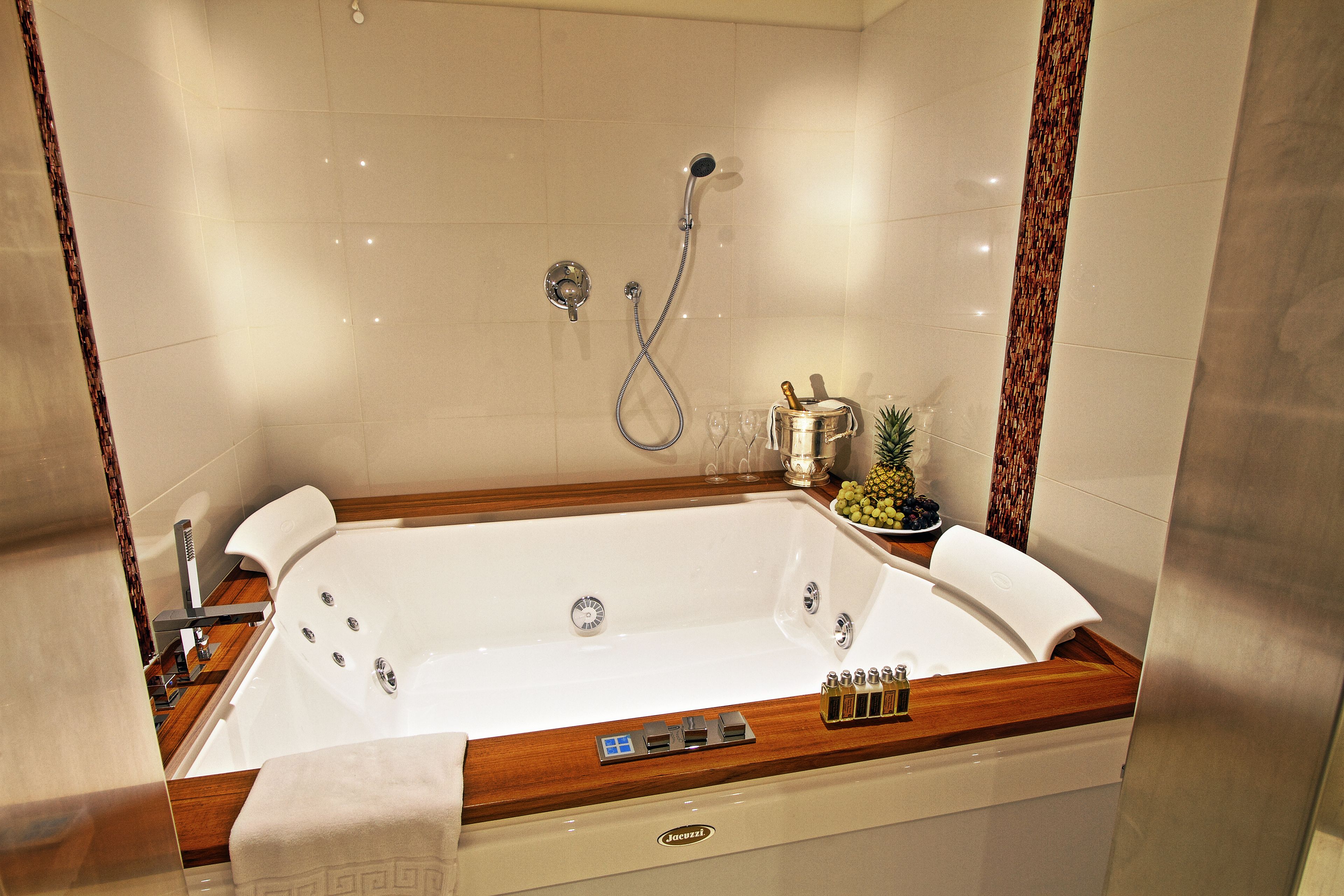 suite | bathroom amenities | rainfall showerhead, free toiletries, hair dryer, bidet