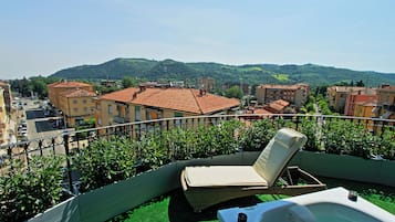 Sviitti, poreamme | Näkymä huoneesta