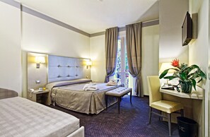 Triple Room | 1 bedroom, hypo-allergenic bedding, down comforters, minibar