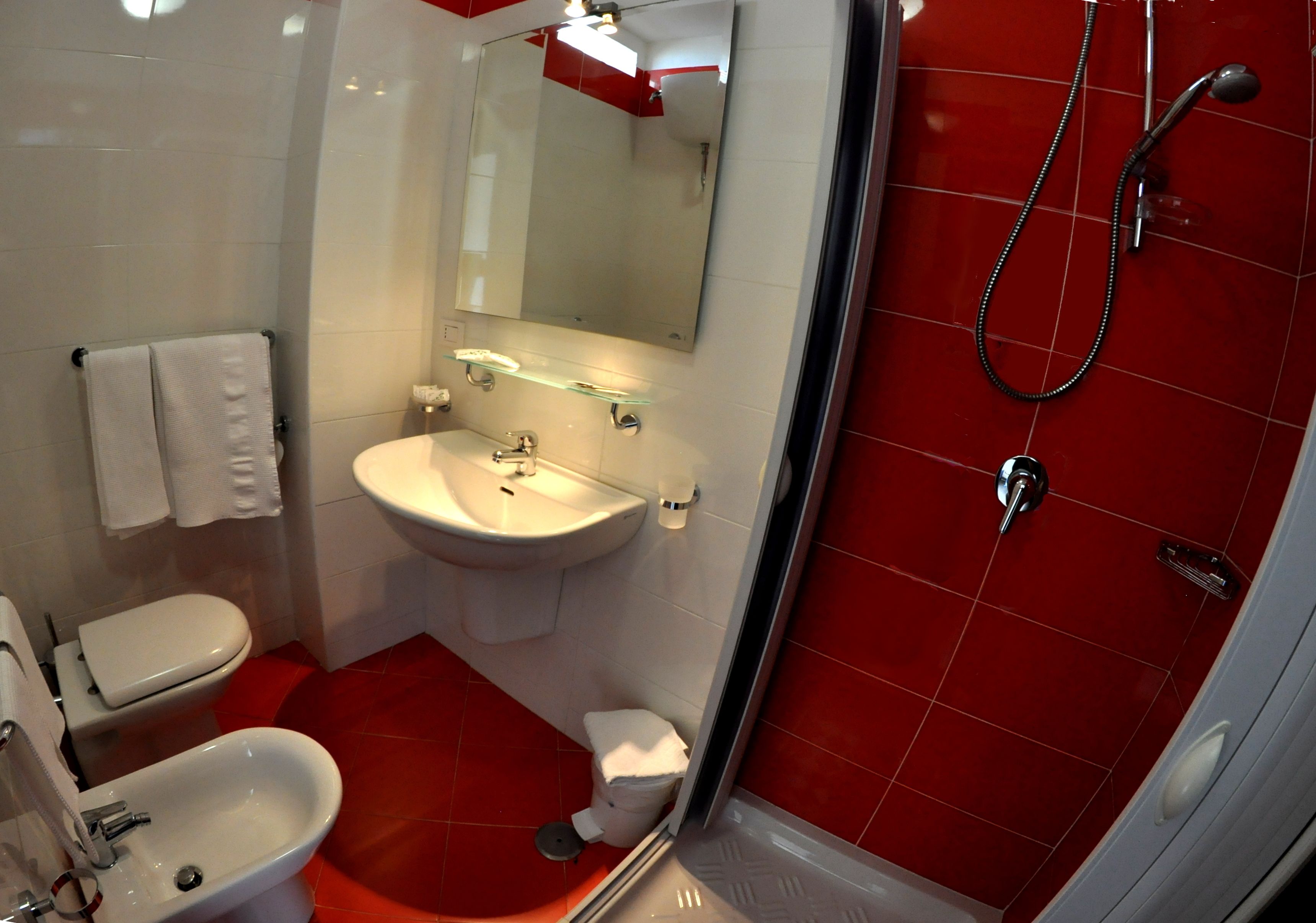 comfort double room, balcony, oceanfront | bathroom | shower, free toiletries, bidet, towels