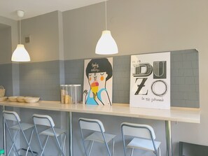 Breakfast area - Cloud Hostel (Warsaw)
