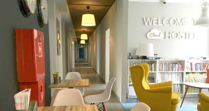 Cloud Hostel
