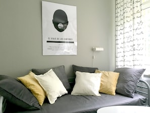 Triple Room | Premium bedding, minibar, in-room safe, individually decorated - Cloud Hostel (Warsaw)