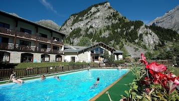 Seasonal outdoor pool