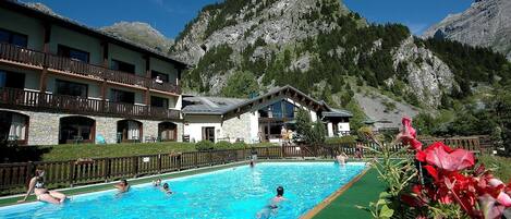 Seasonal outdoor pool